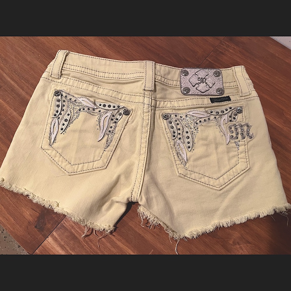 MissMe Shorts